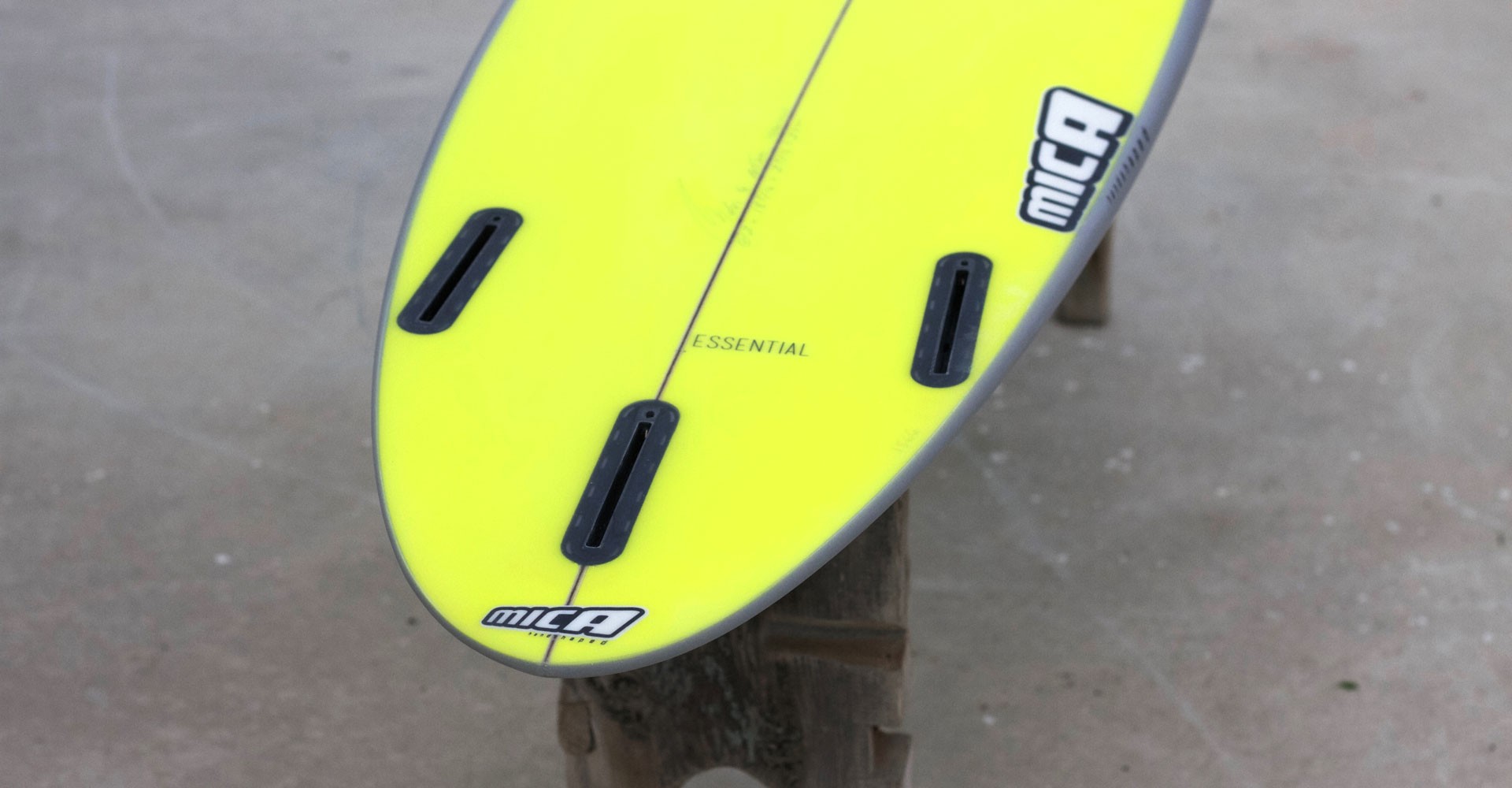 This surfboard model is your step up for big waves, surf it with a round tail.