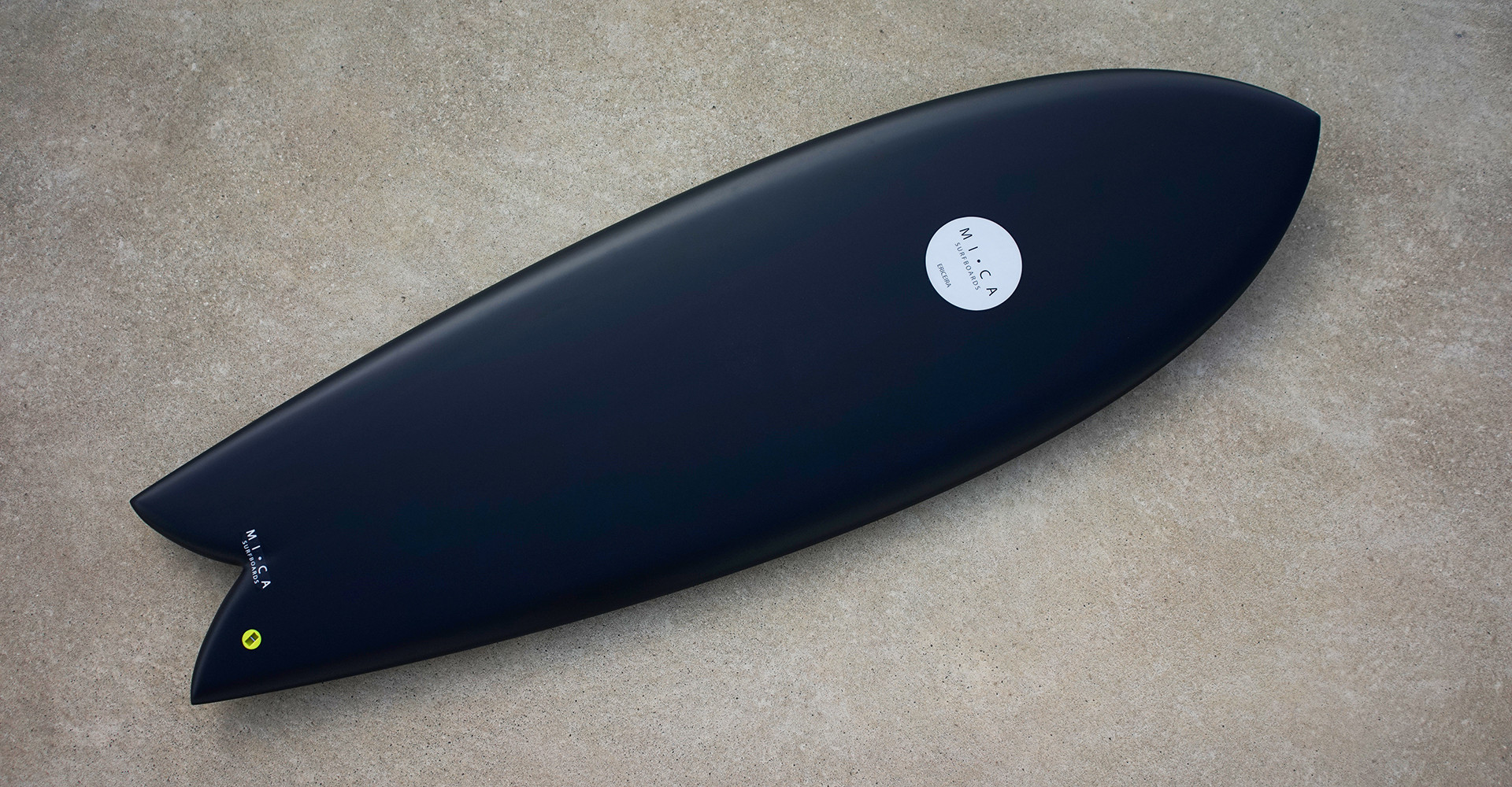 Jimi Model Retro Surfboard Black Matt Paint with Channels Twin Set Up Fish Surfboard